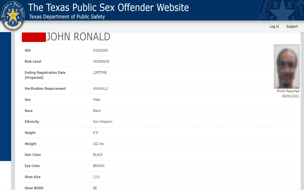A screenshot of the Texas Public Sex Offender Website displaying an individual's profile with identification number, risk level, registration details, physical description, and a photograph.